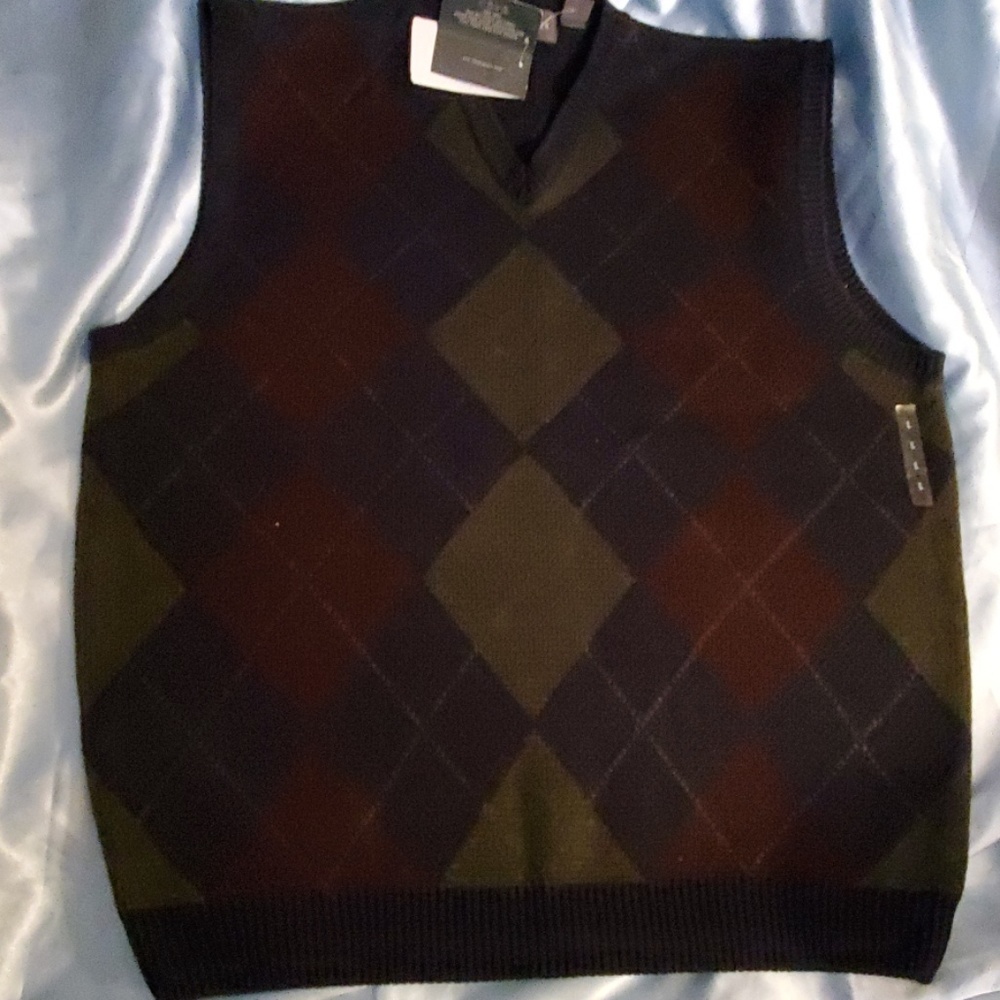 VanHeusen Sweater Vest